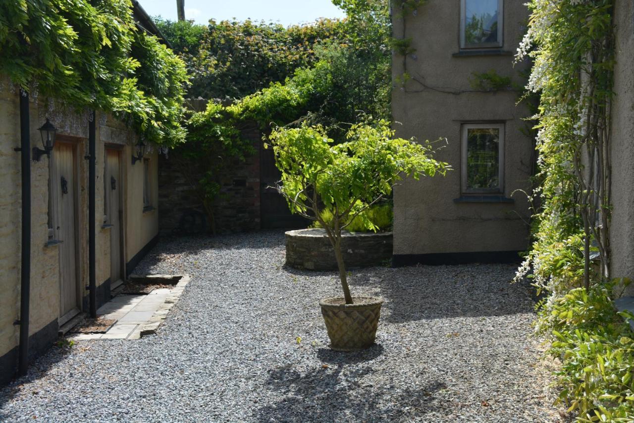 Kerswell Farmhouse Totnes Bagian luar foto