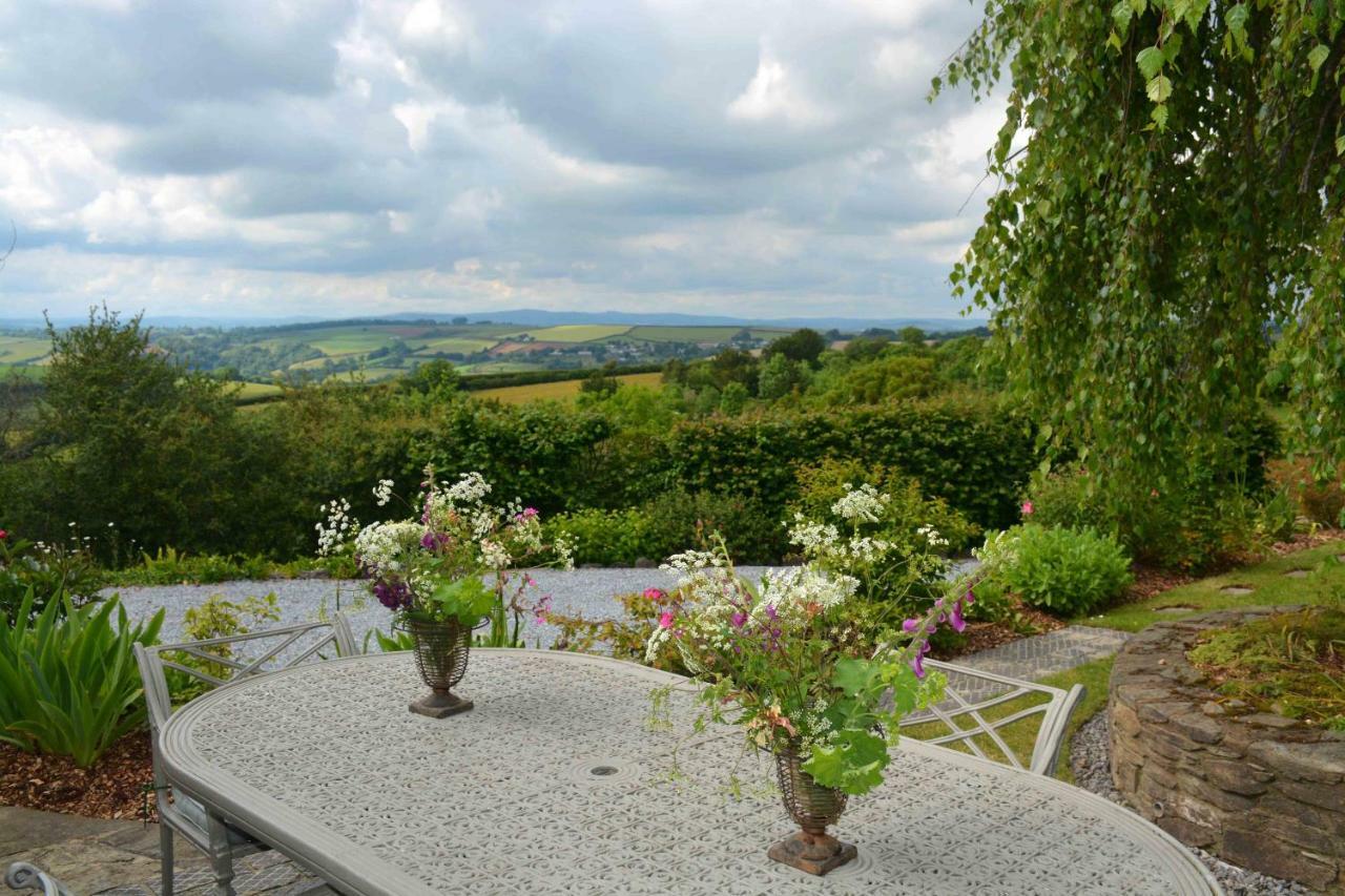 Kerswell Farmhouse Totnes Bagian luar foto